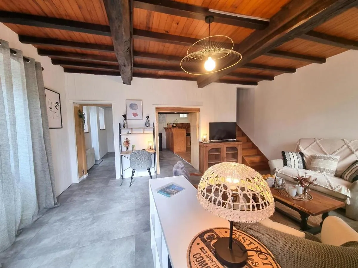 Holiday home Gites Champetres Renoves Avec Terrasse, Jardin, Et Activites Pour Familles Et Amis - Fr-1-496-304 Belmont-de-la-Loire France
