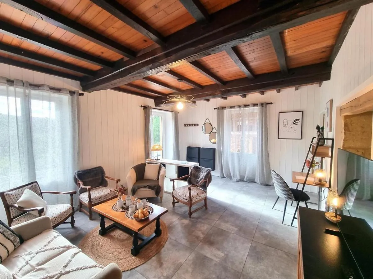 Gites Champetres Renoves Avec Terrasse, Jardin, Et Activites Pour Familles Et Amis - Fr-1-496-304 Belmont-de-la-Loire