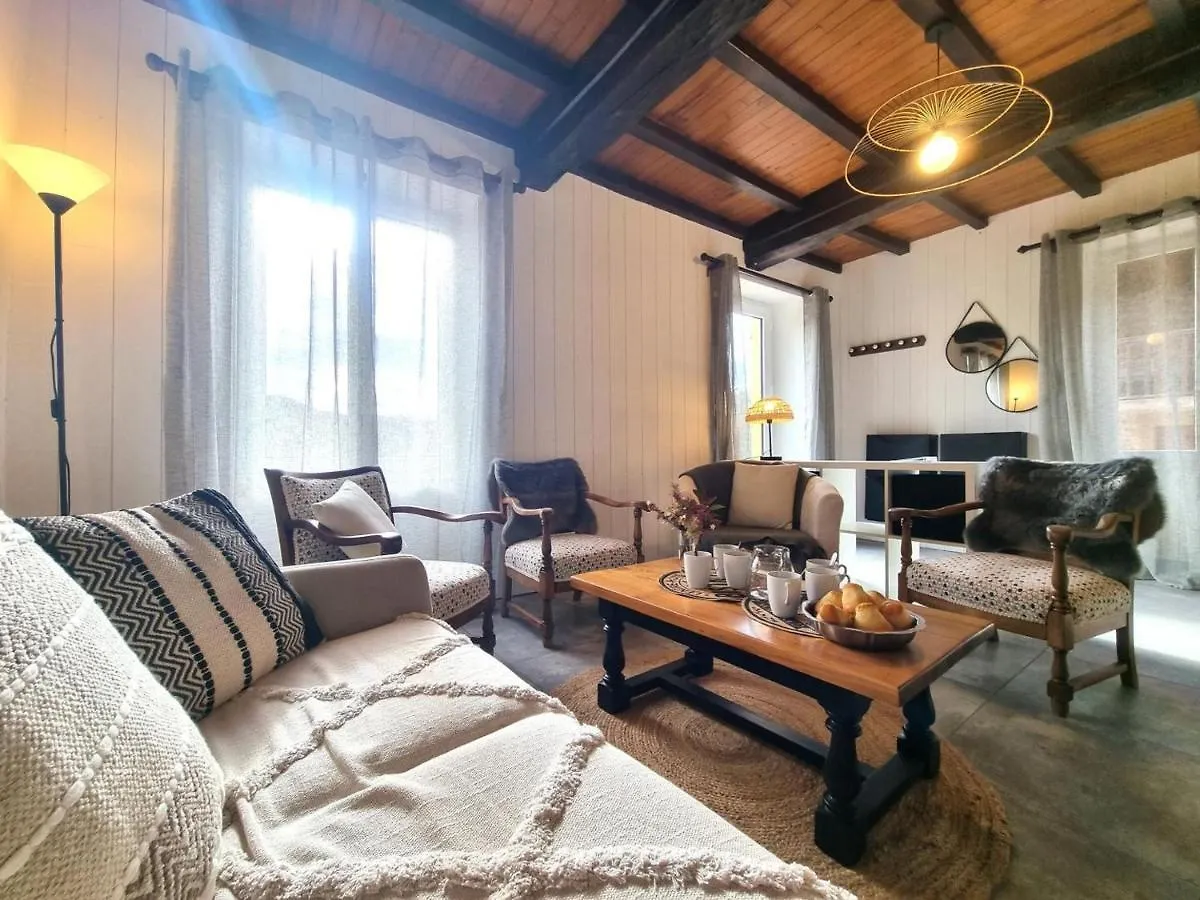 Gites Champetres Renoves Avec Terrasse, Jardin, Et Activites Pour Familles Et Amis - Fr-1-496-304 Belmont-de-la-Loire 0*,
